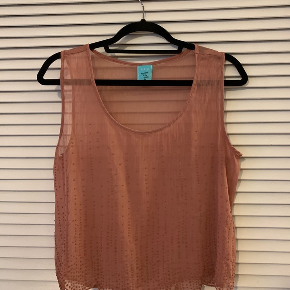 Beaded Crop Top - Picture 2 of 4